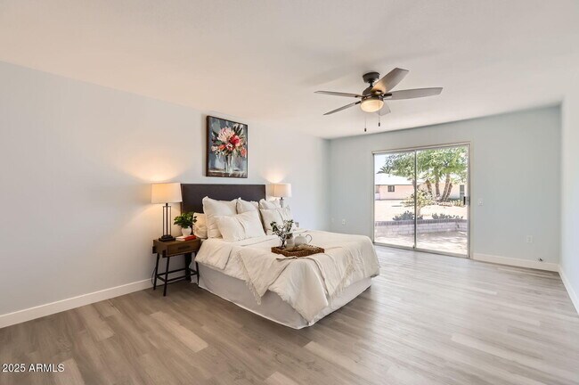 Building Photo - 12535 W Skyview Dr