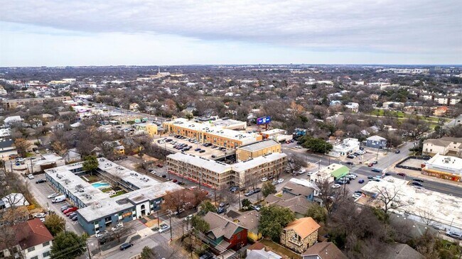 Building Photo - 3000 Guadalupe St