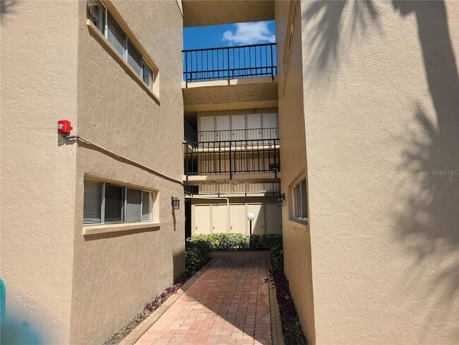 Building Photo - 2763 Woodgate Ln