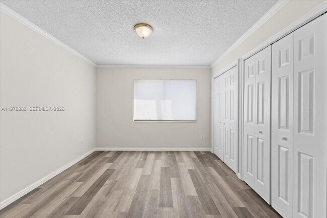 Building Photo - 9701 W Daffodil Ln