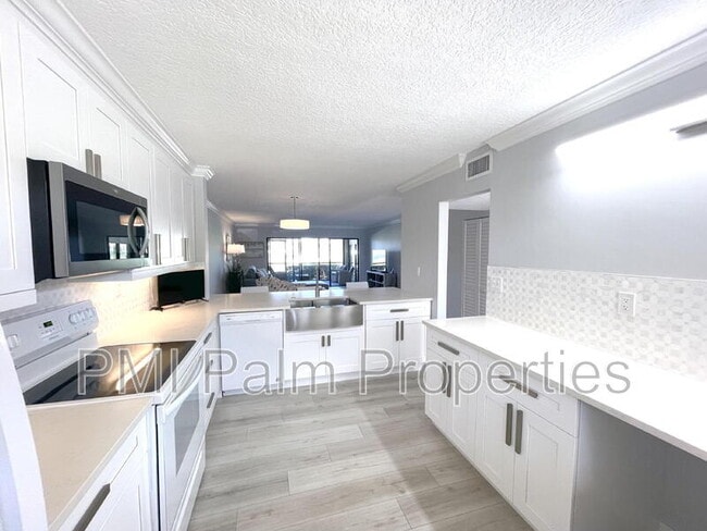 Building Photo - 13403 Touchstone Pl