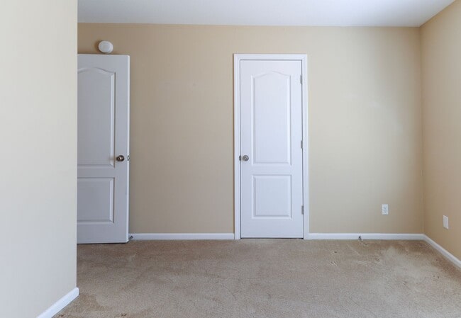 Building Photo - 3-Bedroom Ranch Home on Quiet Cul-de-Sac