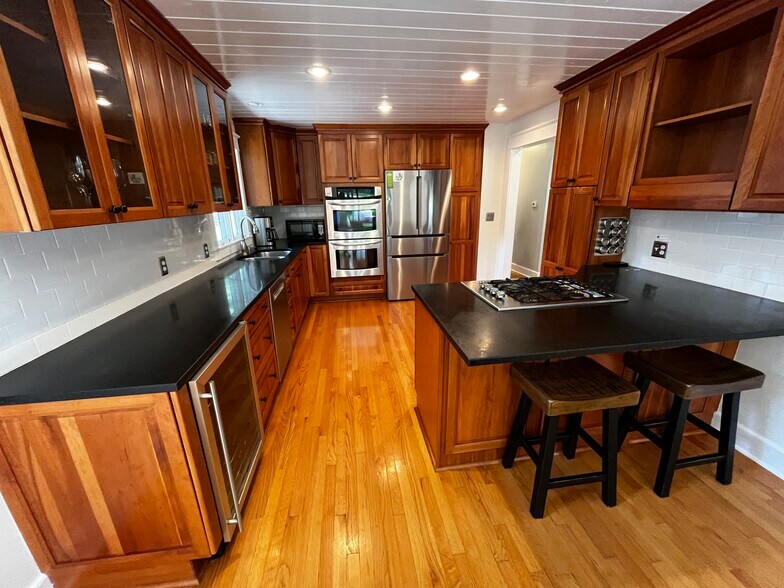 Building Photo - 17282 Timber Dunes Dr