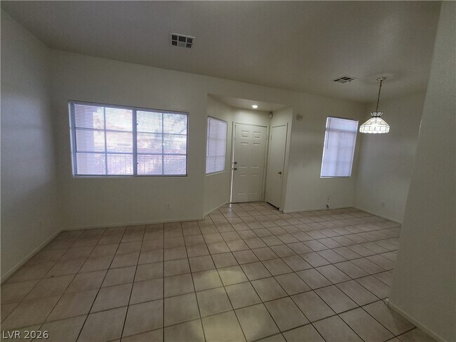 Building Photo - 1236 Dusty Creek St