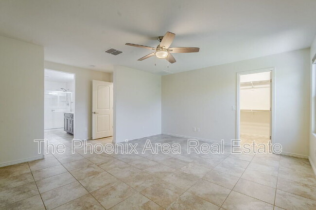 Building Photo - 3947 E Constitution Dr