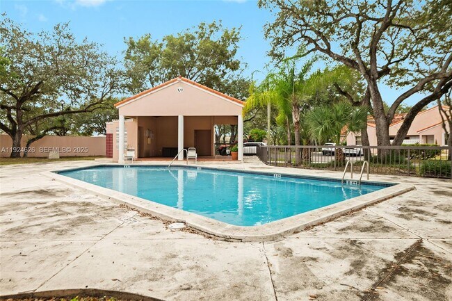 Building Photo - 11840 SW 80th St