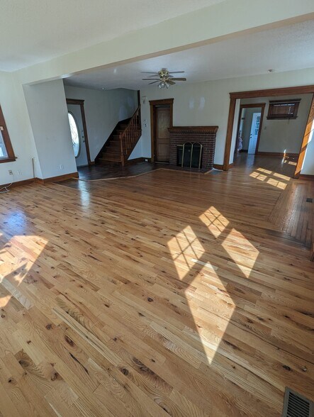 Building Photo - 131 Lexington Ave