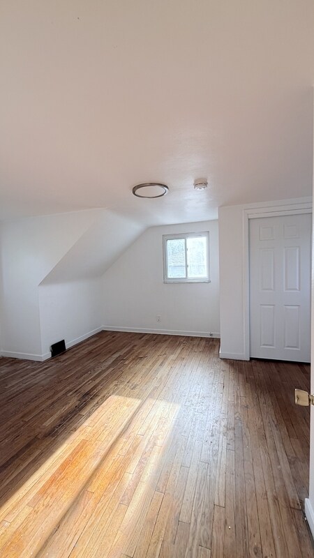 Building Photo - 517 Foltz Dr