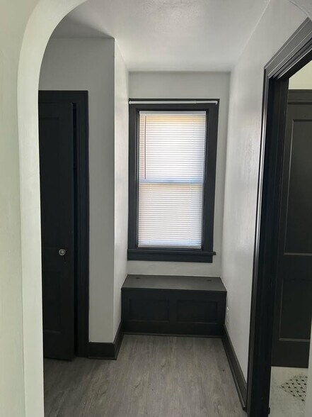 Window seat and hallway - 238 E North St