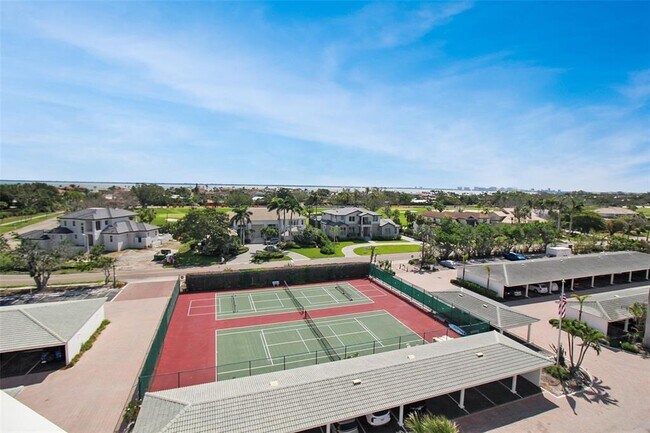 Building Photo - 1050 Longboat Club Rd