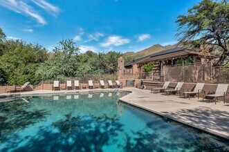 Building Photo - Charming  Updated 2BR- 2  BATH FOOTHILLLS CONDO