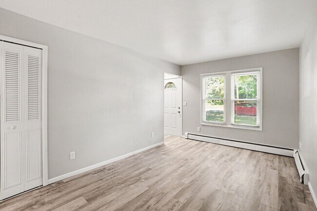 Building Photo - 514-516 N Berkley - 516 N Berkley