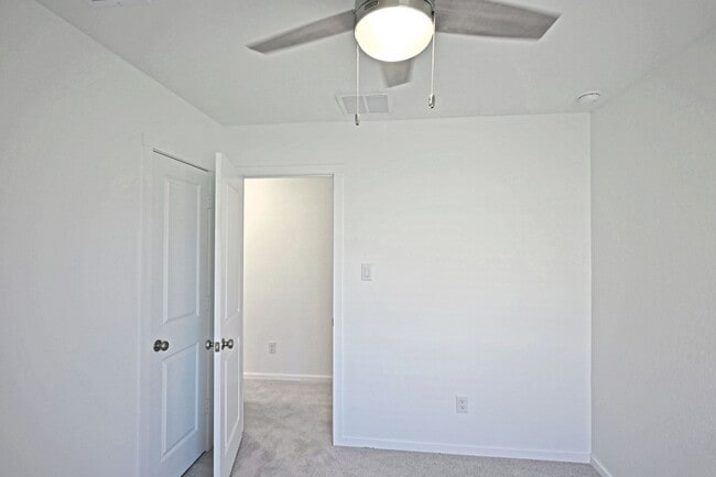 Building Photo - 6718 Marble Rdg