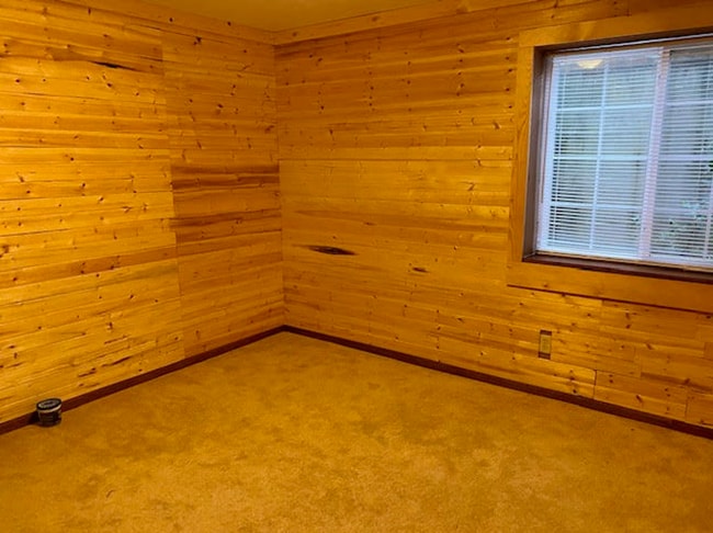 Building Photo - 4 bedroom/3 bath house (12110 E Laguna)