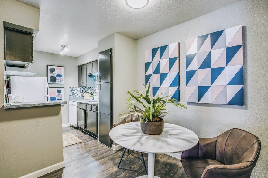 The Graham Apartments Houston, TX Apartment Finder