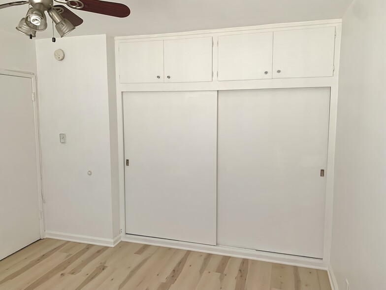 Building Photo - 800 N Eucalyptus Ave