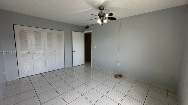 Building Photo - 10425 SW 112th St