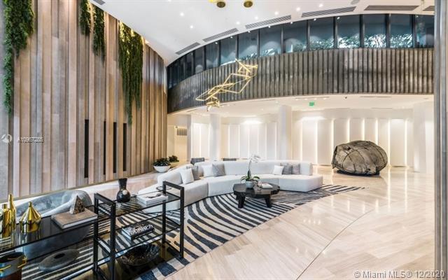 Building Photo - 2831 S Bayshore Dr