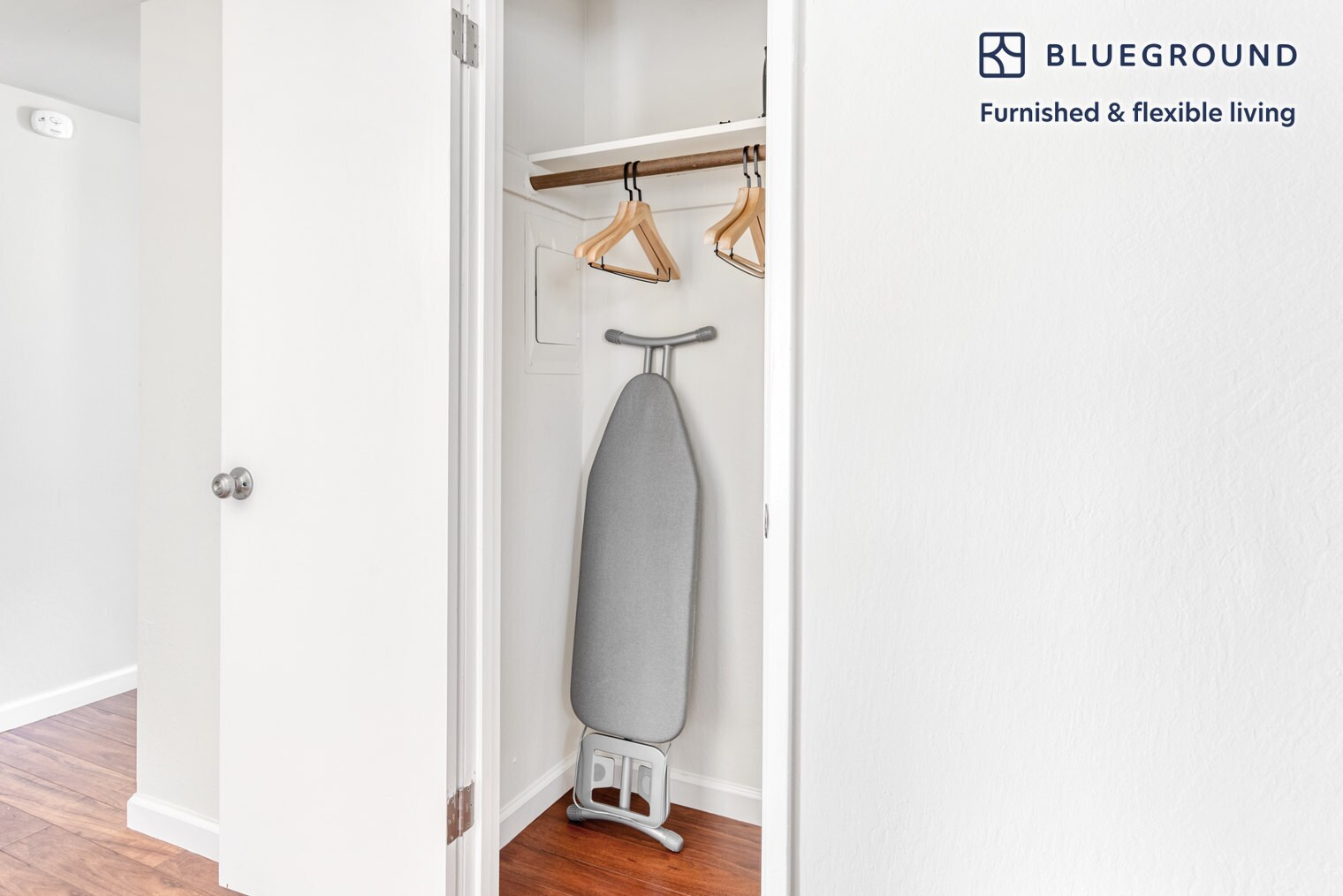 Building Photo - 837 Cowper St