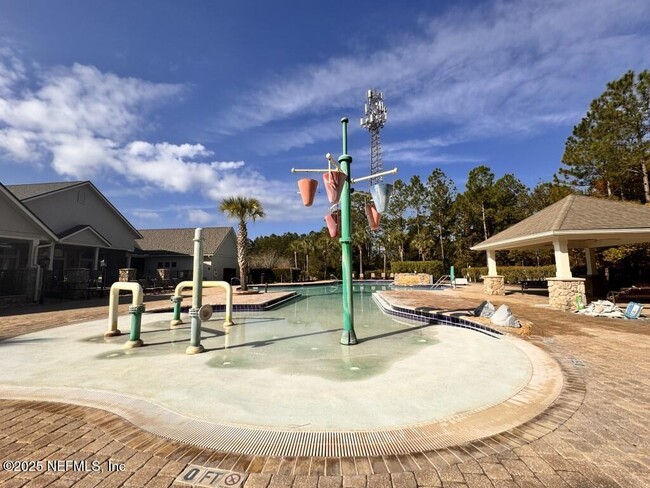 Building Photo - 15885 Bainebridge Dr