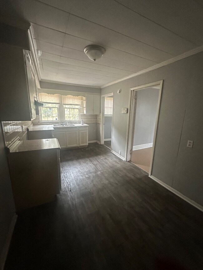 Building Photo - 3423 Flamingo Dr