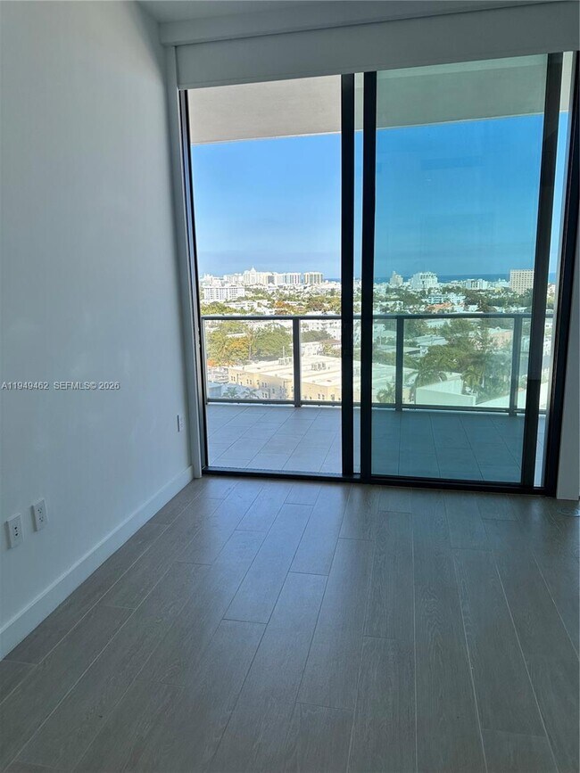 Building Photo - 500 Alton Rd