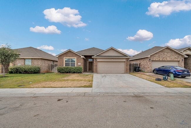 Building Photo - 5 Brooks Ranch Rd