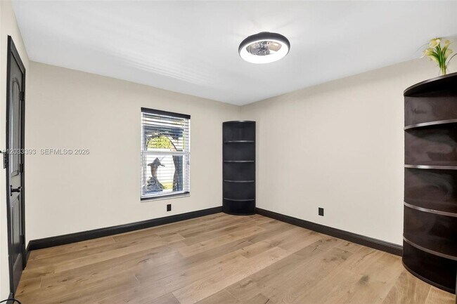 Building Photo - 13808 Geranium Pl