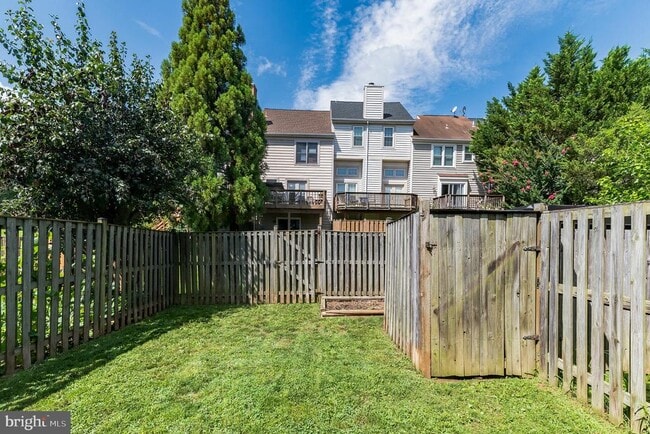 Building Photo - 6302 Betsy Ross Ct