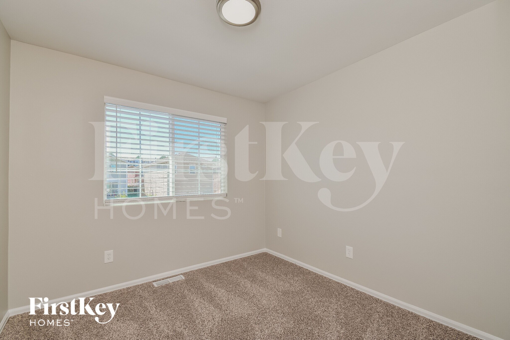 Building Photo - 6255 Sorpresa Ln