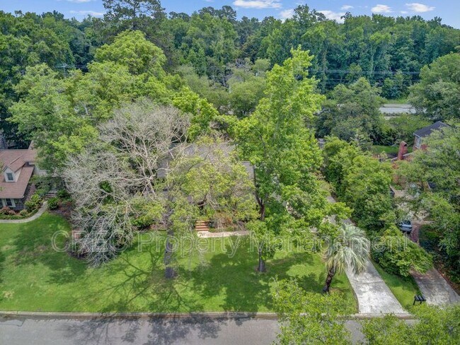 Building Photo - 109 Fort St