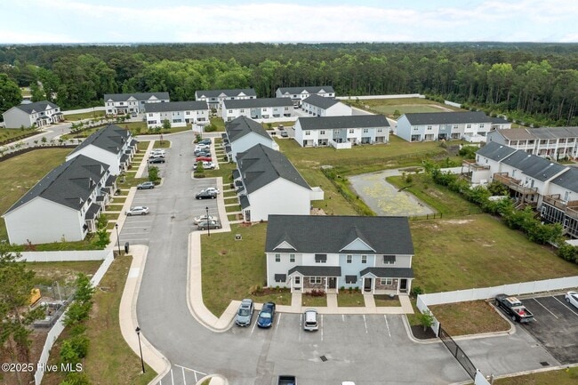 Building Photo - 63 Outrigger Dr