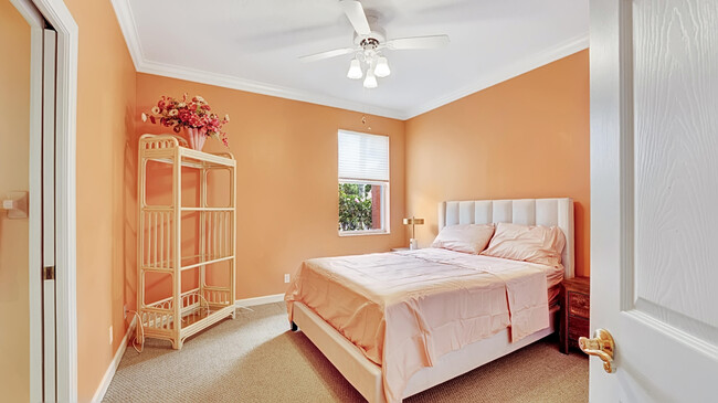 Building Photo - 71 Cayman Pl