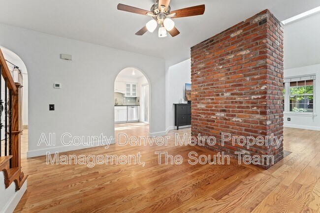 Building Photo - 7731 S Curtice Way