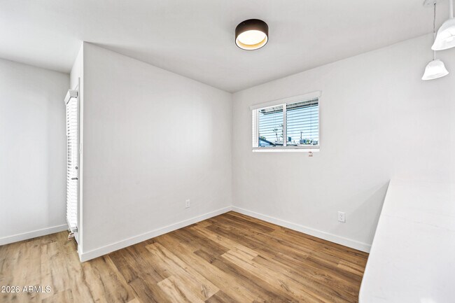 Building Photo - 4139 N 27th St