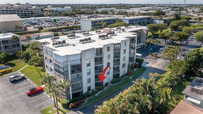 Building Photo - 890 N Federal Hwy