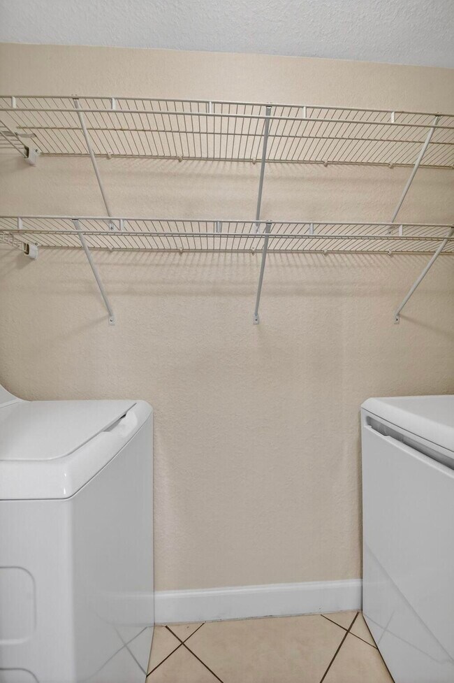 Building Photo - 1660 Renaissance Commons Blvd