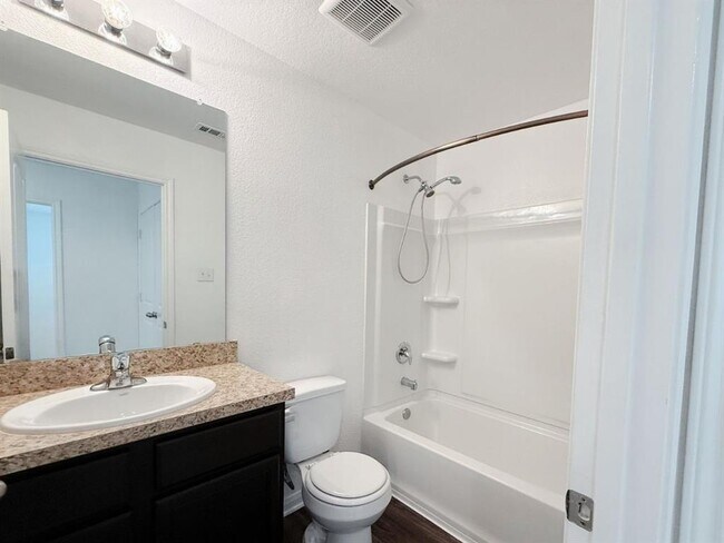 Building Photo - 3000 Cressler Ln