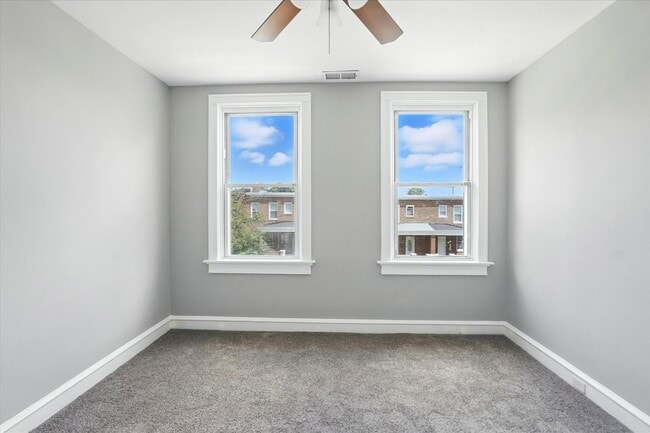 Building Photo - 3417 Cliftmont Ave