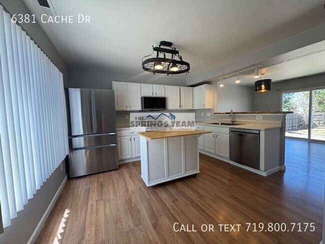 Building Photo - 6381 Cache Dr