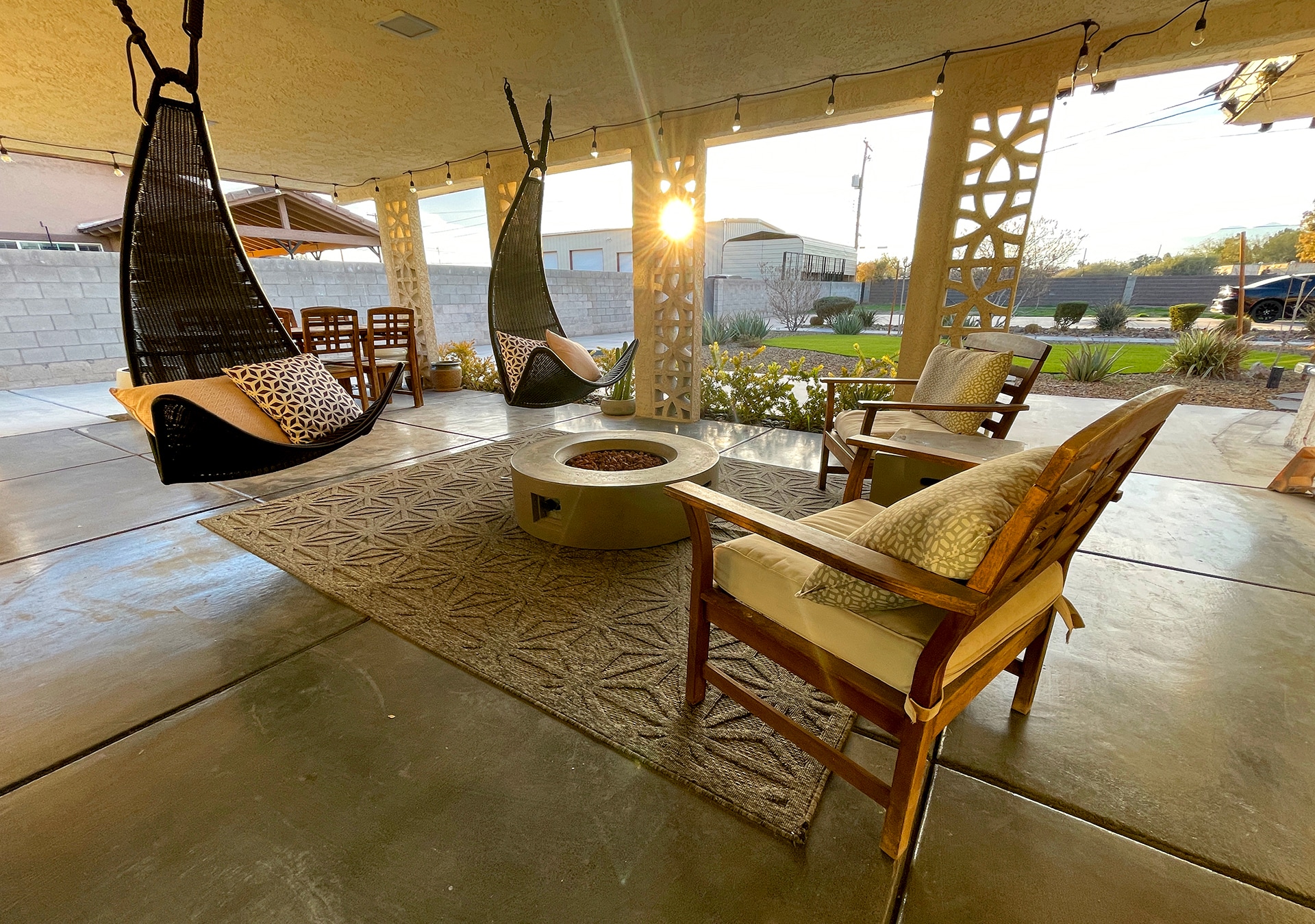 Building Photo - 620 Lacy Ln