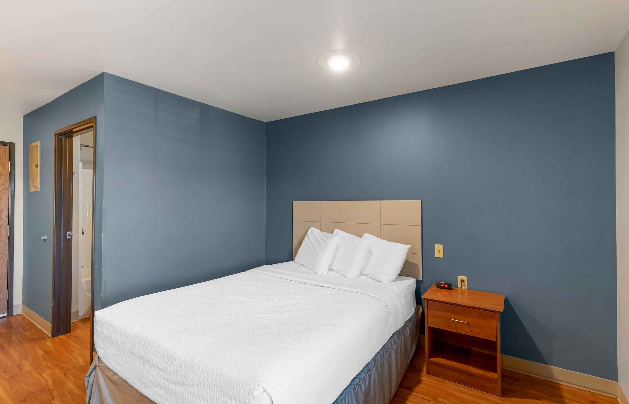 Building Photo - Furnished Studio-Denver - Aurora
