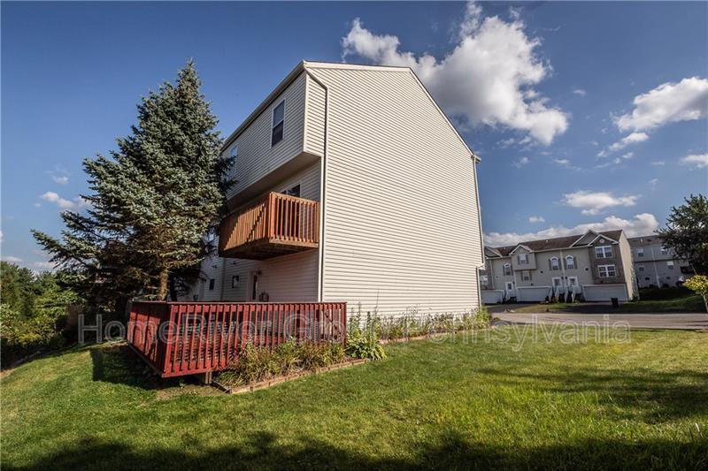 Building Photo - 111 Antler Hollow Ct
