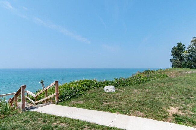 Building Photo - Two Bedroom Condo on Lake Michigan in Stevensville