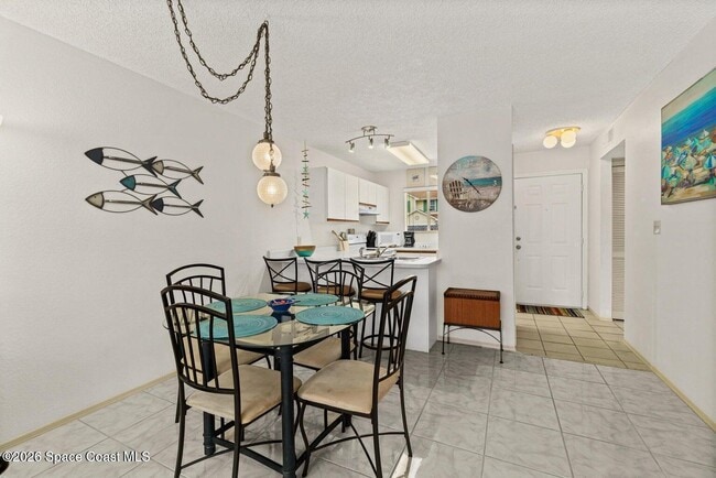 Building Photo - 221 Ocean Park Ln