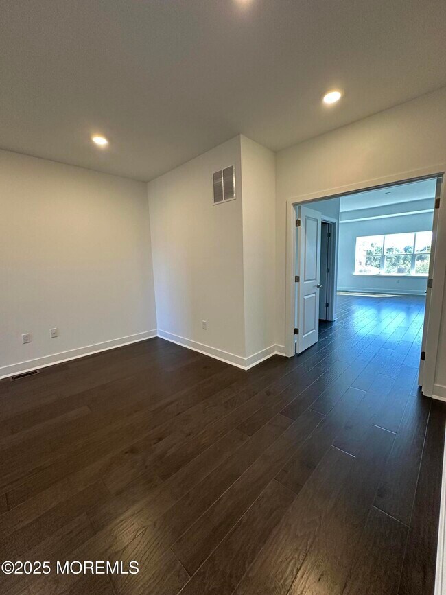 Building Photo - 2708 Journey Ave