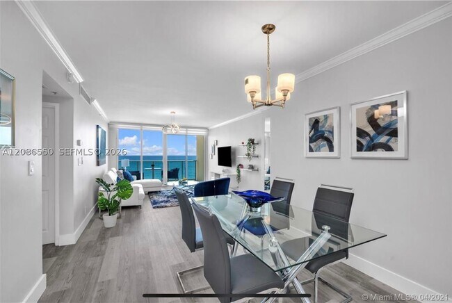 Building Photo - 2501 S Ocean Dr