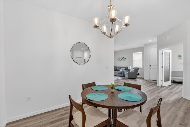 Building Photo - 4027 Westwood Flds Lp
