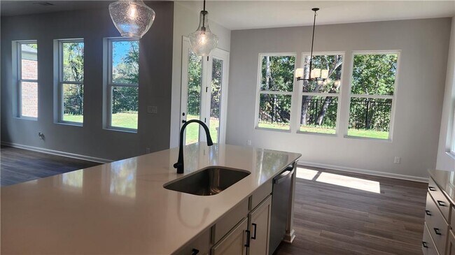 Building Photo - 1536 Ellie Ridge Ave