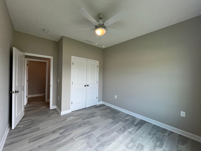 Building Photo - New Construction three bedroom in Plum Spr...